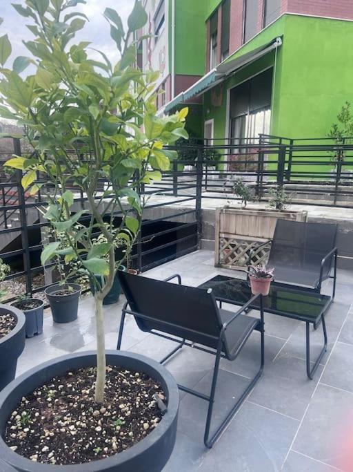 Deluxe Flat With Garden_Tirana Apartment Ngoại thất bức ảnh